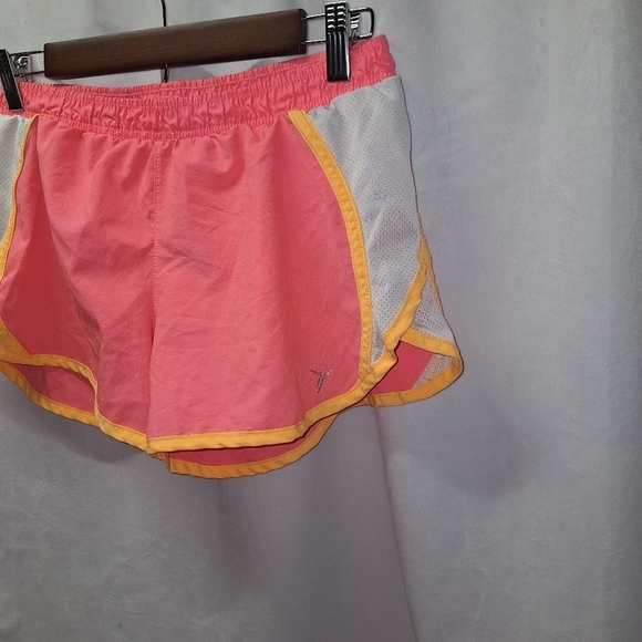 Old navy small running shorts - Picture 2 of 5
